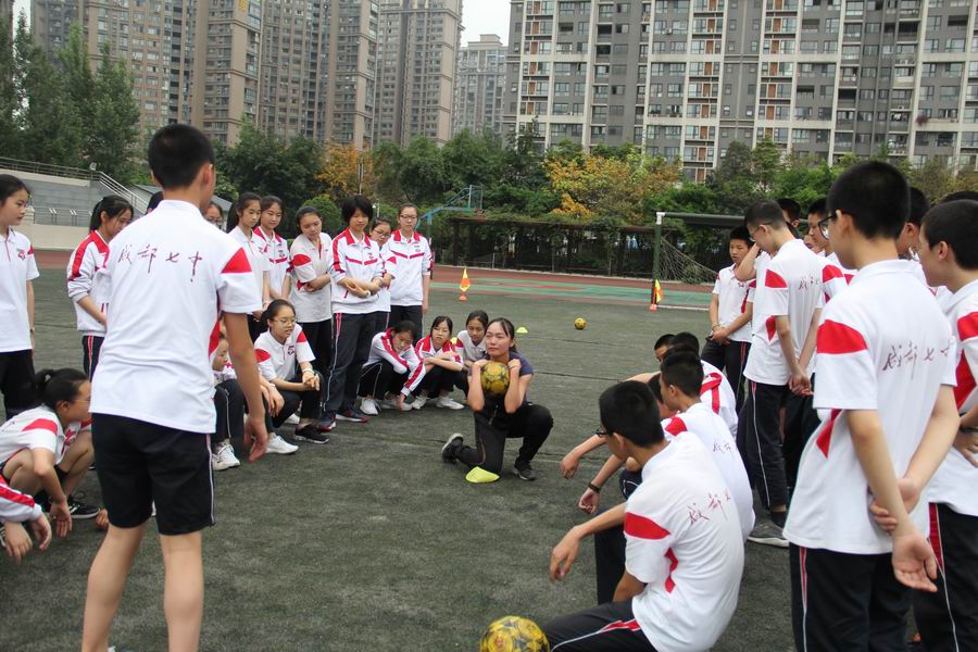 调整大小 高山老师上课现场.JPG